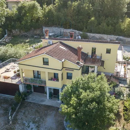 Apartment Tre Rose Zvoneca